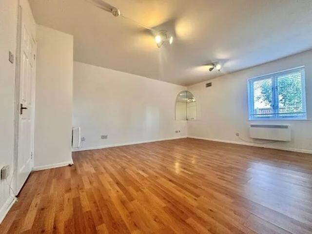 Mallards Court, Ley Street, IG1, Property for rent