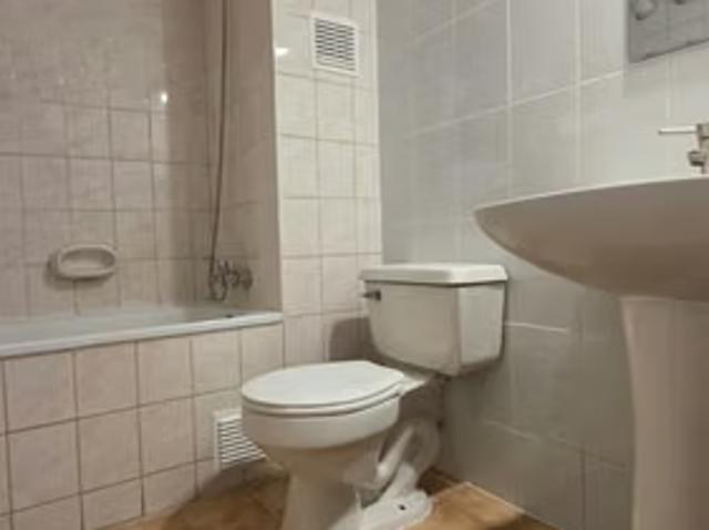 Mallen Impecable Vista 4d 3b 1e Amplio | 4 dormitorios por 180000. 00 en Viña del Mar