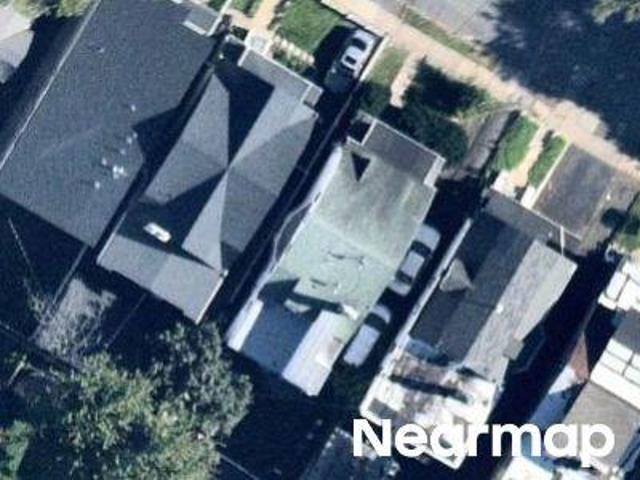 Mapes Ave