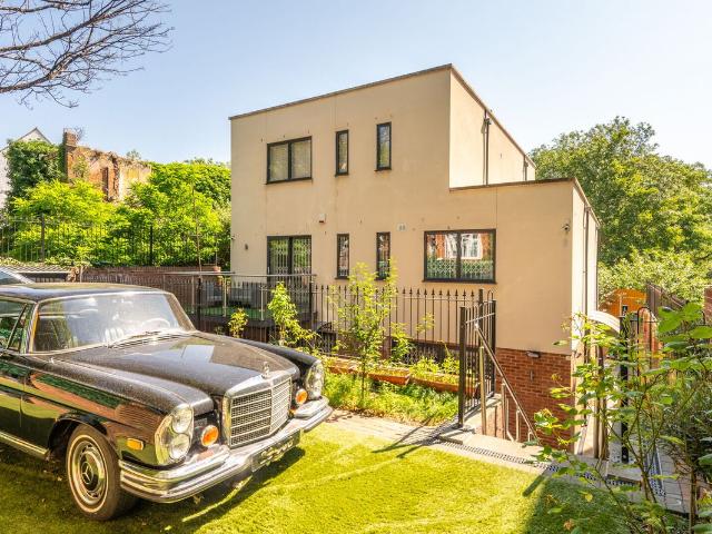 Mapesbury Road, Mapesbury Estate, London NW2, 7 bed flat to rent, £6,000 pcm | PrimeLocation