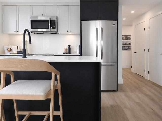 Maple + 41 Studio Apartment for Rent at 5688 Maple St, Vancouver, BC V6M 3T7 Shaughnessy