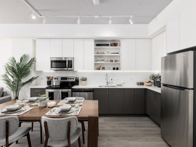 Maple View Heights Apartments 2 Bed + Den Apartment for Rent
