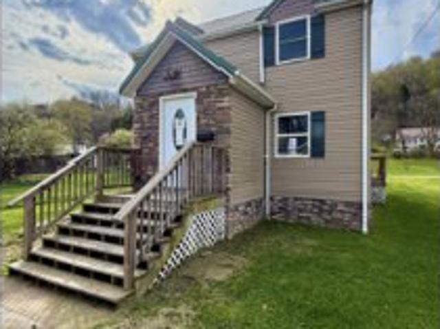 Maple Ave