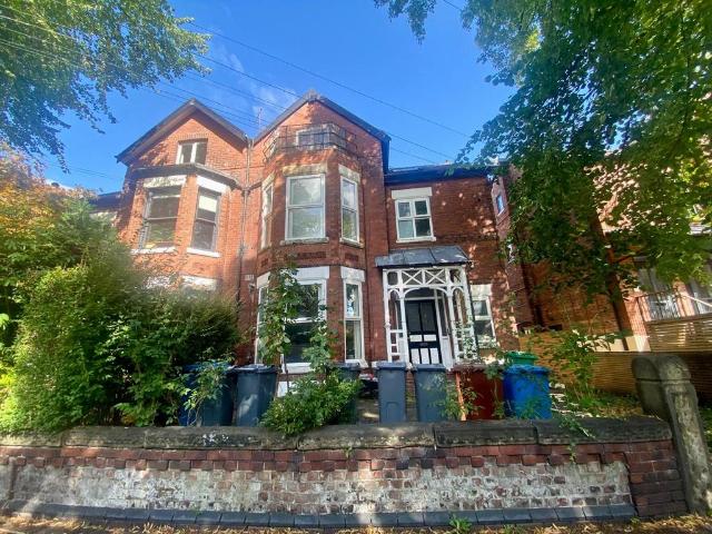 Maple Avenue, Chorlton cum Hardy. 2 bed flat to rent £1,000 pcm £231 pw