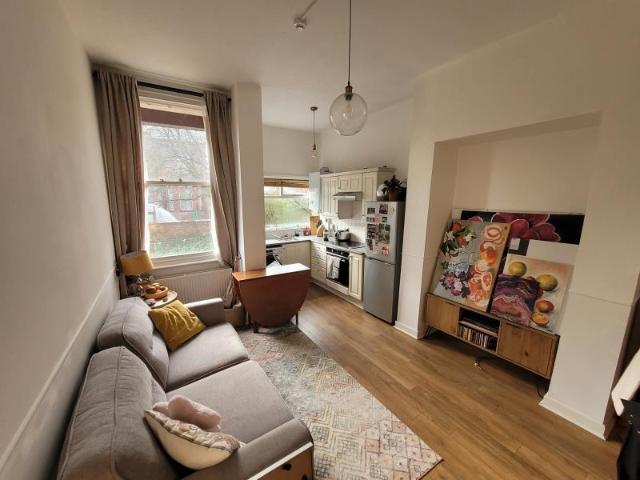 Maple Avenue, Manchester, M21 8BP, United Kingdom | 1 bed apartment for rent #140799836 | Rentberry