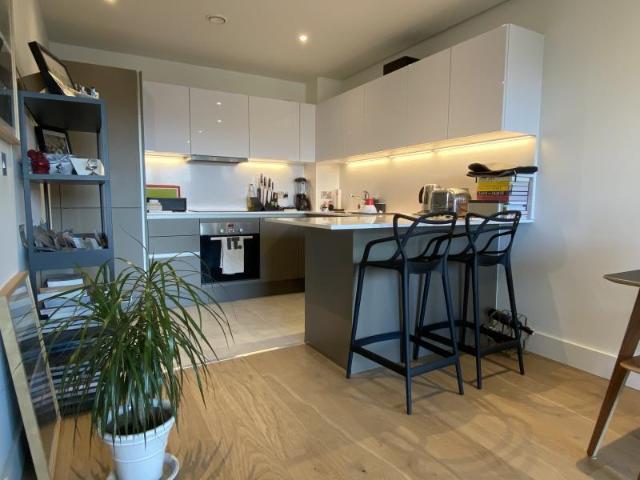 Maple House, Wembley Park 1 bed apartment to rent £1,925 pcm £444 pw