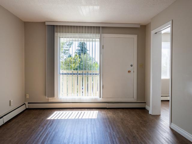 Maple Leaf Court 3 Bedroom Apartment for Rent