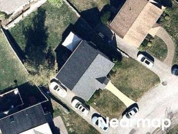 Maple Leaf Dr