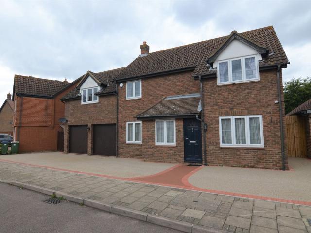 Maple Leaf Drive, Sidcup DA15, 5 bed detached house to rent, £2,800 pcm | PrimeLocation