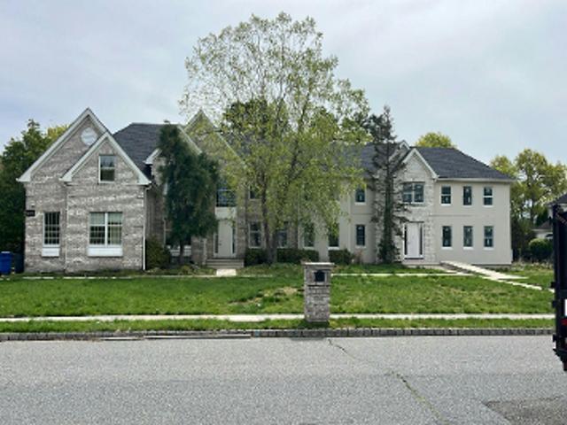 Maple Manor Ct