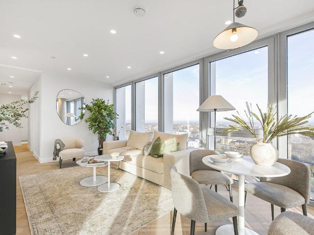 Maple Path, London E5, 3 bed flat to rent, £3,950 pcm | PrimeLocation
