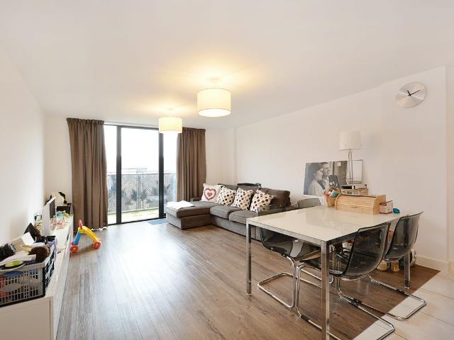 Maple Quays SE16, 2 bed flat to rent, £2,800 pcm | PrimeLocation