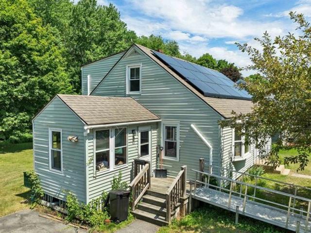 Maplecrest St, Newmarket, Home For Sale