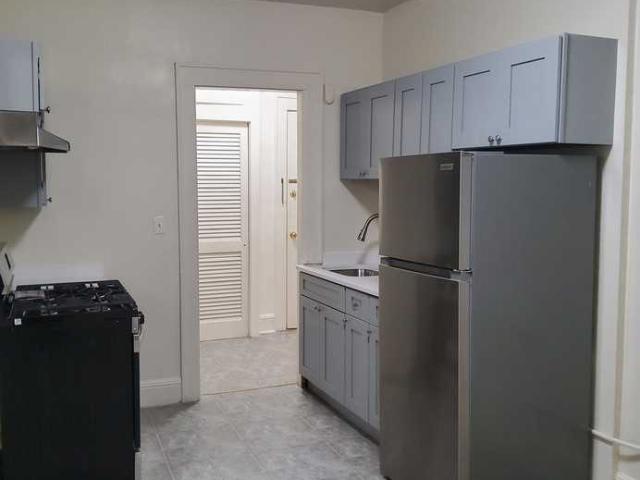 Maples on Broad 1 Bedroom Apartment for Rent at 509 Broad Ave, Palisades Park, NJ 07650