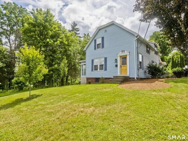 Mapleton Ave, Suffield, Home For Sale
