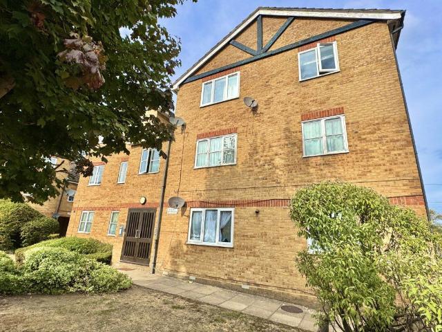 Maplin Park, Langley, Slough SL3, 1 bed flat to rent, £1,100 pcm | PrimeLocation