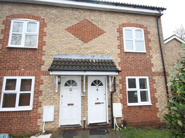 Maplin Park, Slough SL3 2 bed maisonette to rent £1,475 pcm £340 pw