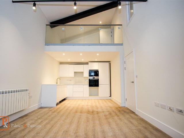 Maponite Buildings, Hawkins Road, Colchester, Essex CO2, 2 bed flat to rent, £1,450 pcm | PrimeLocation