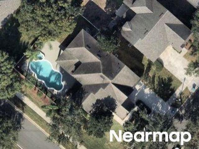 Mapperton Dr