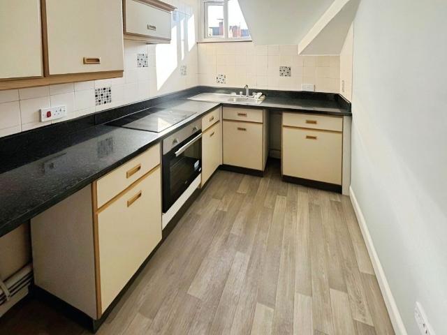 Mapperley Park Drive, Mapperley, Nottingham NG3, 1 bed flat to rent, £775 pcm | PrimeLocation