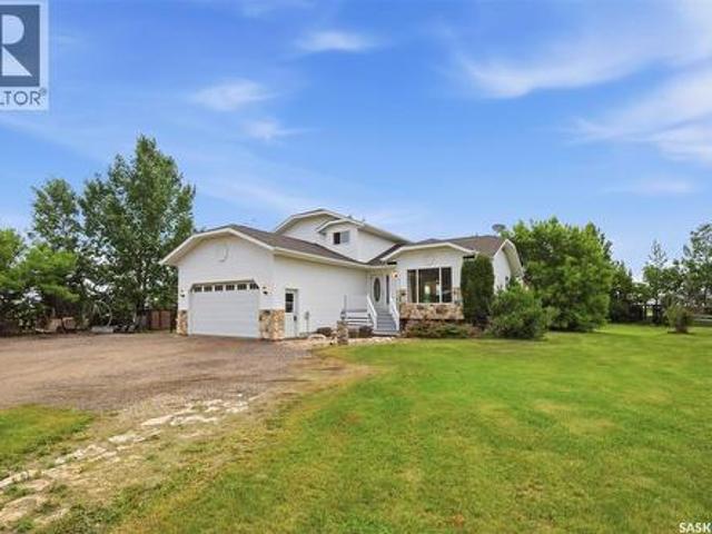 Martensville Stushnoff Acreage, Corman Park Rm No. 344, SK, S0K 0A2 house for sale | Listing ID SK039887 | Royal LePage