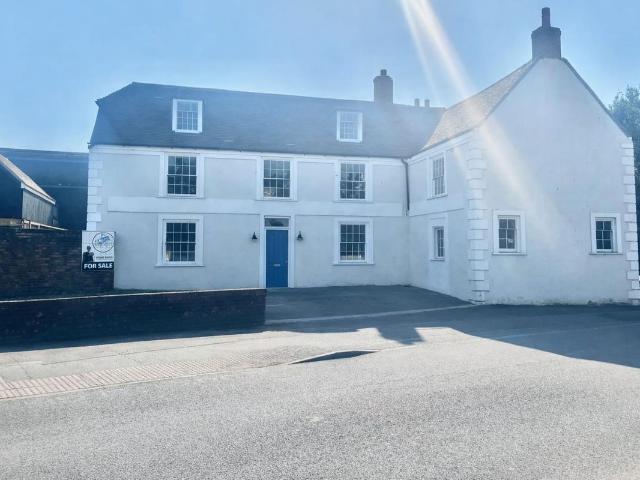 Martello Cottages, Dymchurch Road, Hythe CT21, Leisure/hospitality to rent, £2,100 pcm | PrimeLocation