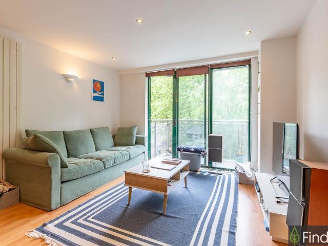 Martello Street, London E8, 1 bed flat to rent, £2,450 pcm | PrimeLocation