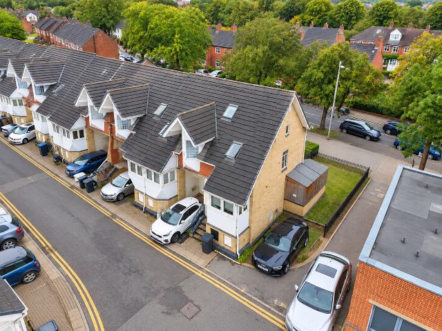 Martindale Close, Leicester LE2, 5 bed semi detached house to rent, £1,700 pcm | PrimeLocation