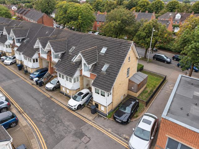 Martindale Close, Leicester, Near Lri LE2, 5 bed semi detached house to rent, £2,050 pcm | PrimeLocation