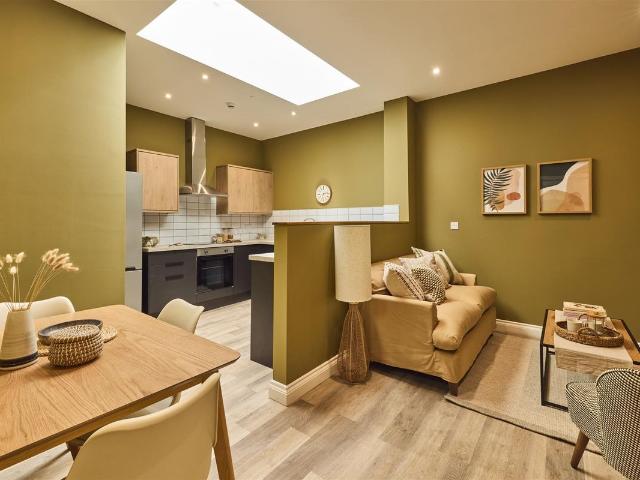 Martins Gate, High Street, Exeter EX4, 3 bed flat to rent, £3,120 pcm | PrimeLocation