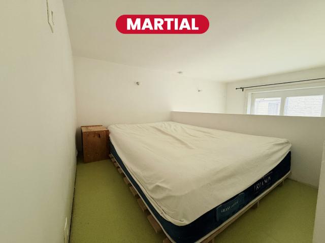 MARTIAL Studio avec mezzanine 27 m2 République