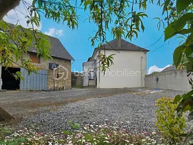 Martigné sur Mayenne 53470 Achat / Vente maison 5 pièces t5 cave
