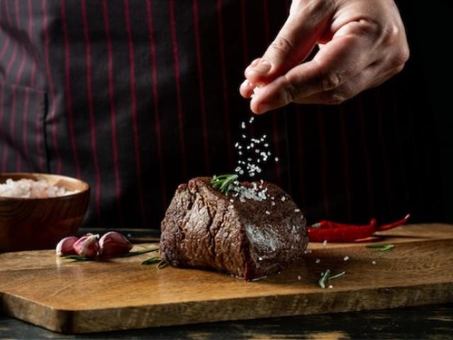 MARTIGNY BOURG GROSSARTIGES RESTAURANT MIT EINEM KONZEPT ZUR ÜBERNAHME