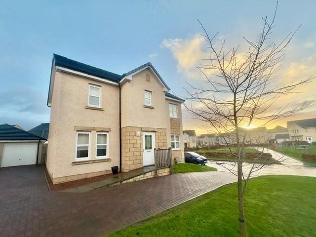 Martnaham Way, Ayr KA7 4 bed detached house to rent £2,000 pcm £462 pw