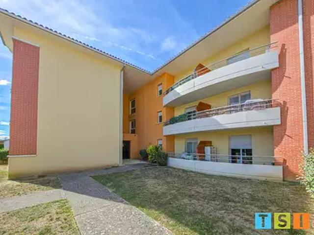 Martres Tolosane 31220 Location appartement 2 pièces t2 au dernier étage piscine