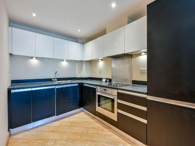 Martyr Road, Guildford GU1, 2 bed flat to rent, £2,150 pcm | PrimeLocation