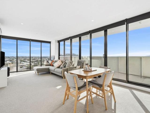 Marvelous Miramar Two Bedroom, Two Bathroom Breathtaking Views