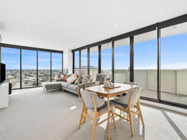Marvelous Miramar Two Bedroom, Two Bathroom Breathtaking Views
