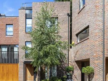 Marwood Square, London, N10 3EY, United Kingdom | 5 bed house for rent #135671473 | Rentberry