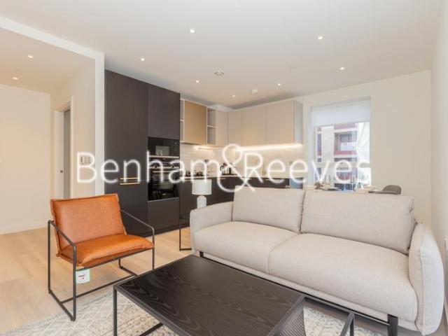 Mary Neuner Road, Alexandra Gate N8 2 bed apartment to rent £2,450 pcm £565 pw