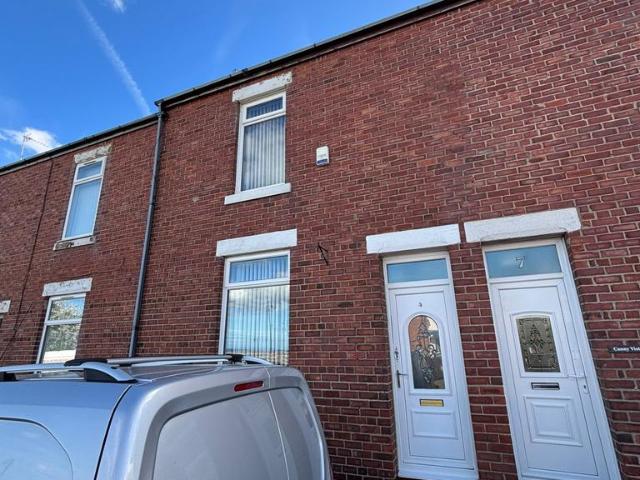 Mary Street, Seaham, County Durham, SR7 2 bed terraced house to rent £650 pcm £150 pw
