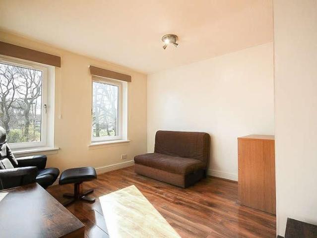 Maryfield Park, Mid Calder, EH53