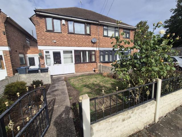 Maryland Avenue, Birmingham B34, 3 bed semi detached house to rent, £1,150 pcm | PrimeLocation
