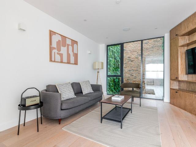 Marylebone NW1, 2 bed flat to rent, £5,880 pcm | PrimeLocation