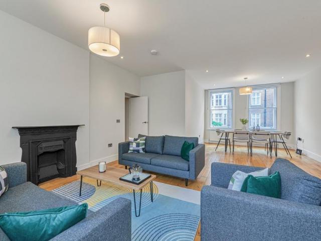 Marylebone High Street, London, W1U 2 bed apartment to rent £5,742 pcm £1,325 pw