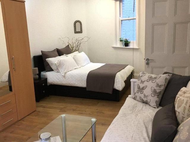 Marylebone Road, London NW1 House share to rent £1,400 pcm £323 pw