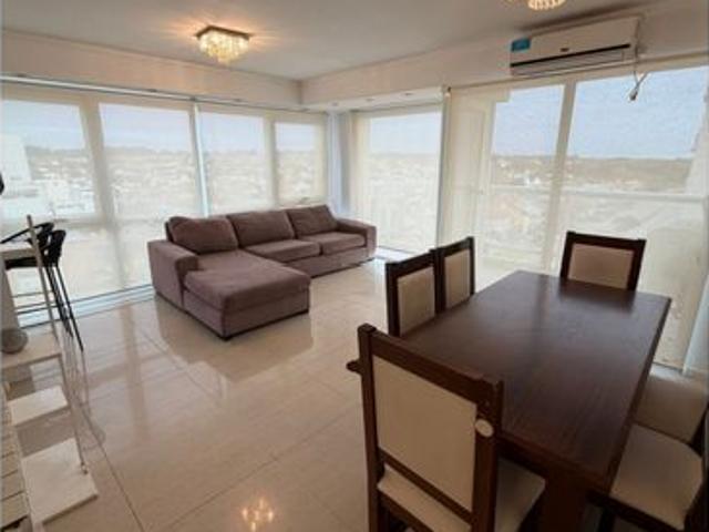 Departamento 2 ambientes con vista al mar