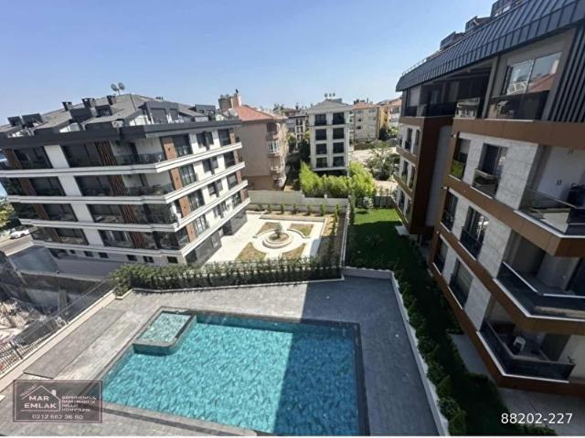 MAR EMLAK'TAN YEŞİLKÖYDE BUTİK SİTEDE 230 M2 3+2 SIFIR DUBLEKS