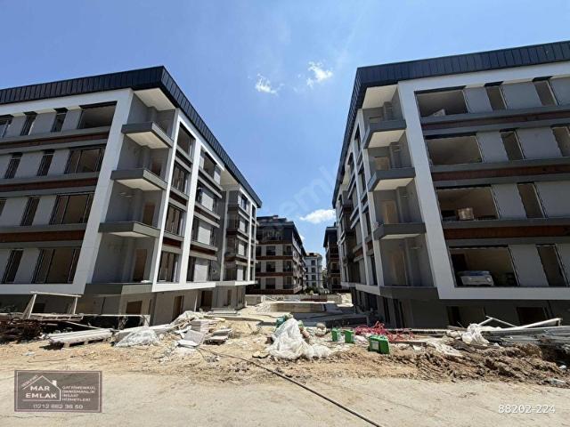 MAR EMLAK'TAN YEŞİLKÖYDE SİTE İÇİNDE 120 M2 3+1 FIRSAT ARA KAT