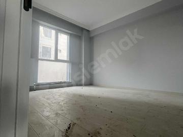 MAR PLATİN SİTESİ EBEVEYN BANYOLU 3+1 SATILIK DAİRELER